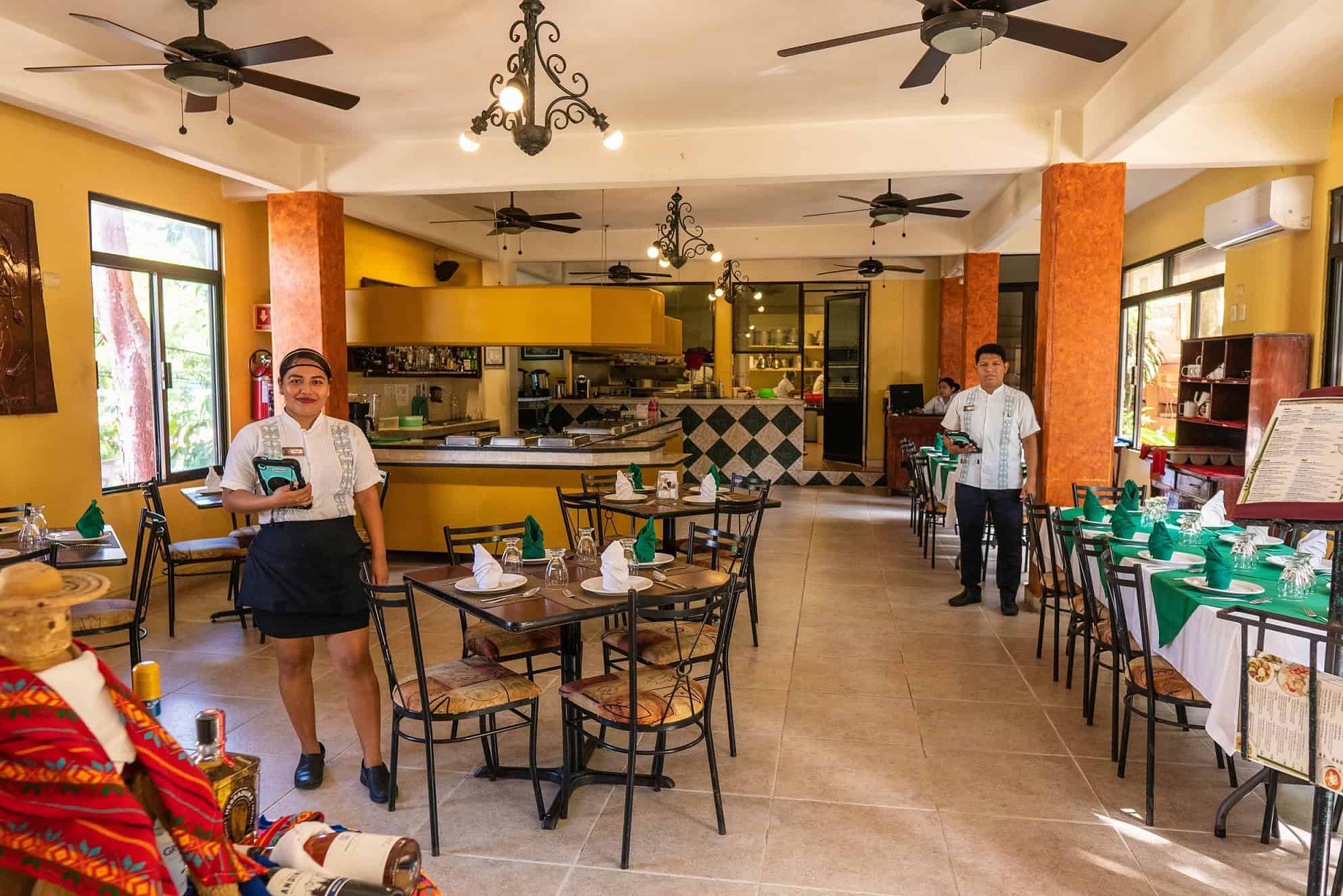 Hotel Maya Tulipanes